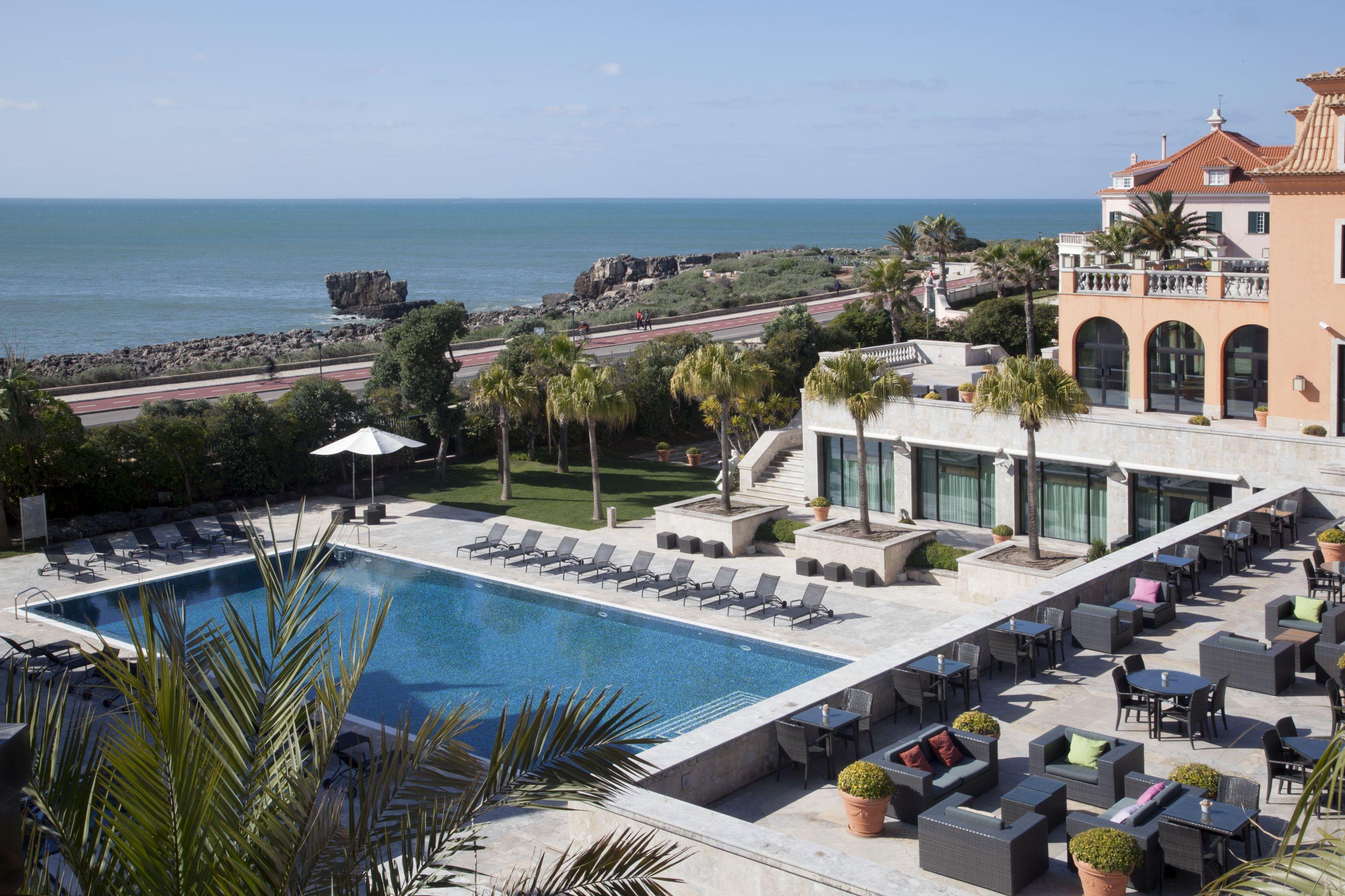 Grande Real Villa Italia Hotel & Spa Cascais Bagian luar foto The pool at the Hotel