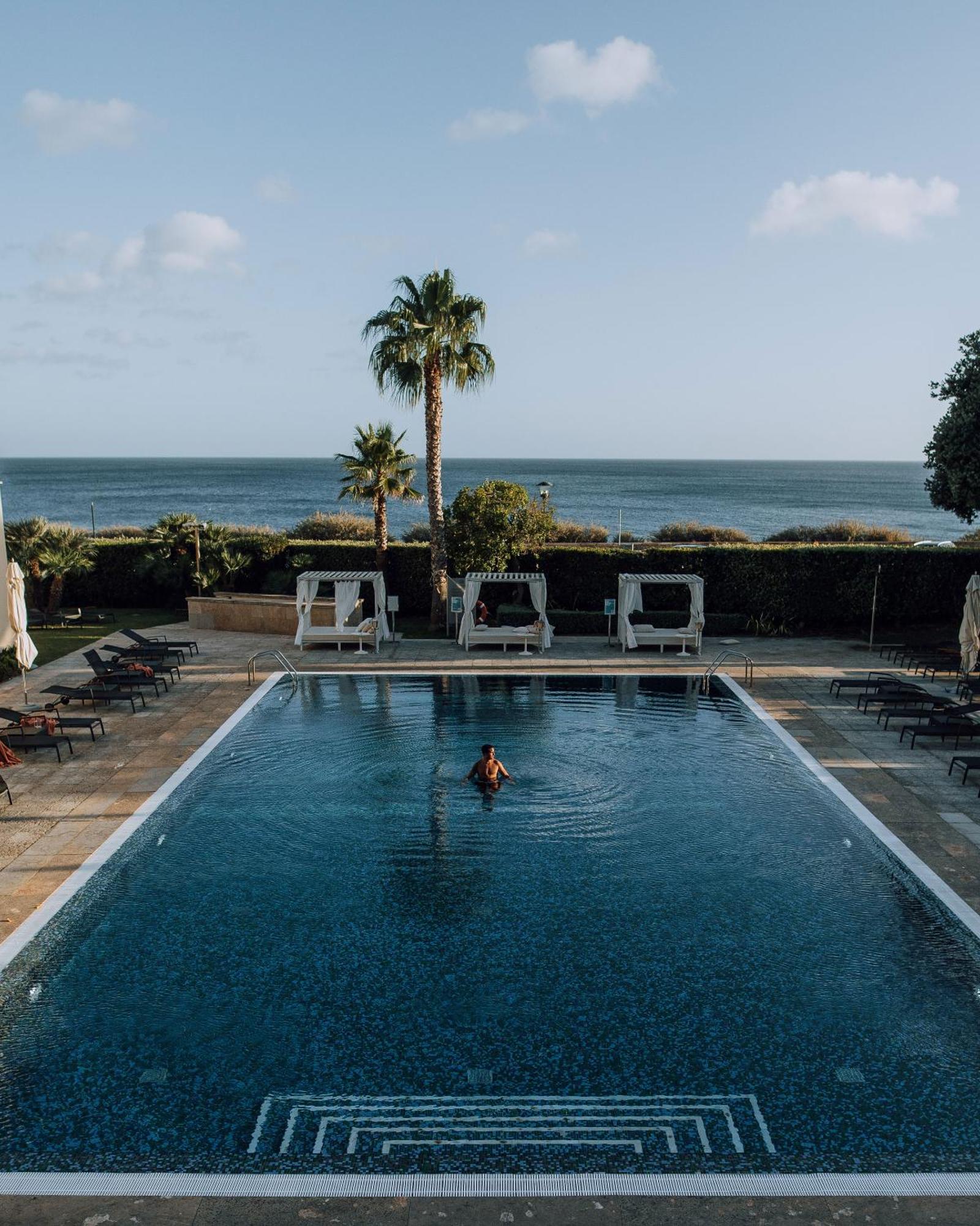 Grande Real Villa Italia Hotel & Spa Cascais Bagian luar foto The swimming pool at the hotel