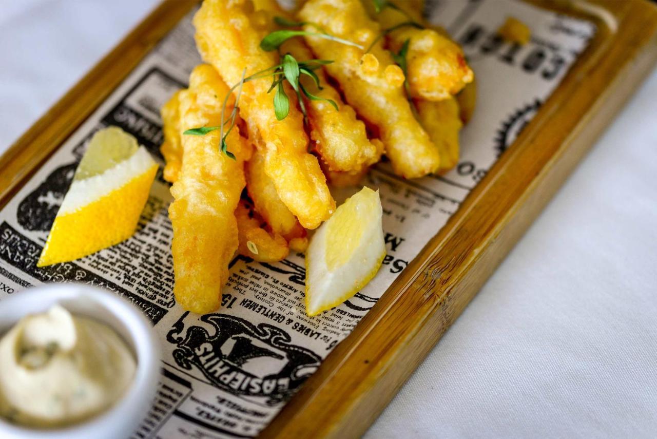 Grande Real Villa Italia Hotel & Spa Cascais Bagian luar foto Fish fingers